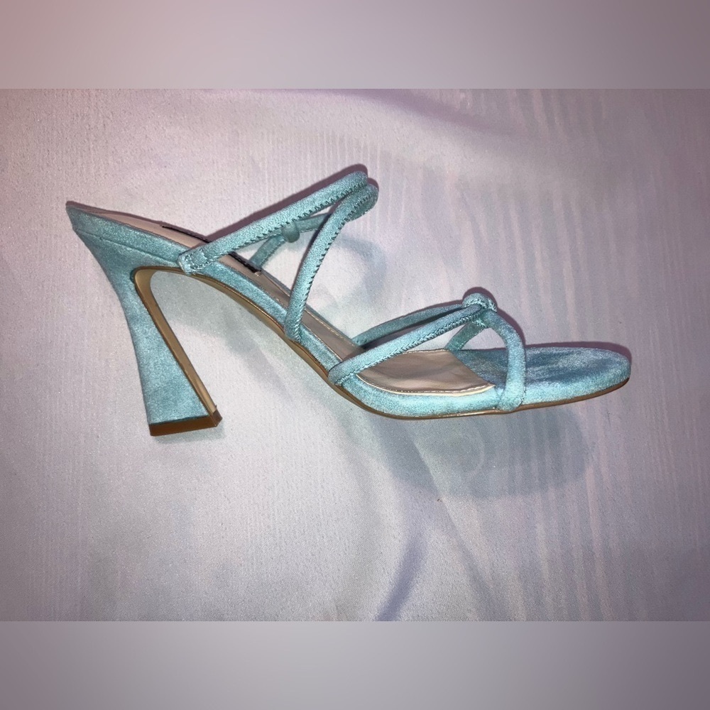 🔥NWOT🔥 Nine West Women's Kims 2 Teal Velvet Suede Heeled Sandal Blue W6.5